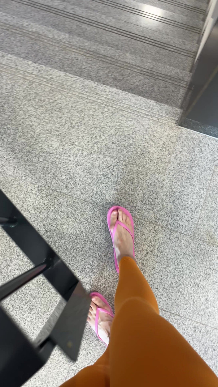 Feet: Pink Flip Flops