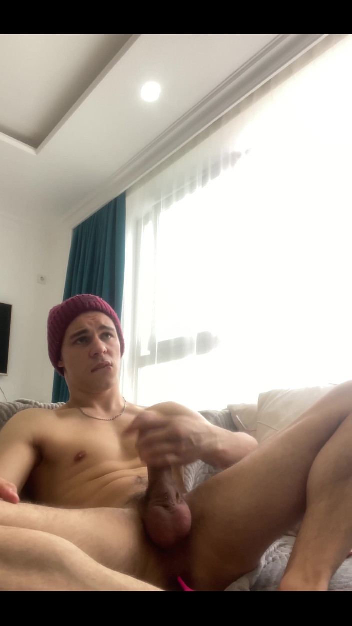 Max_Russell: Big Load. Look on My Big Cumshot Guys