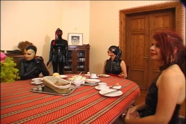 Absolute BDSM films - The original: Supunere și fetiș cu picioarele, partea 2