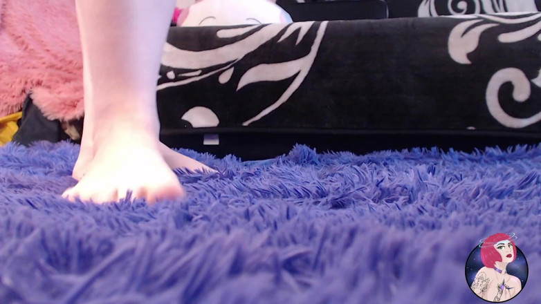 Yukionna: Dancing barefoot