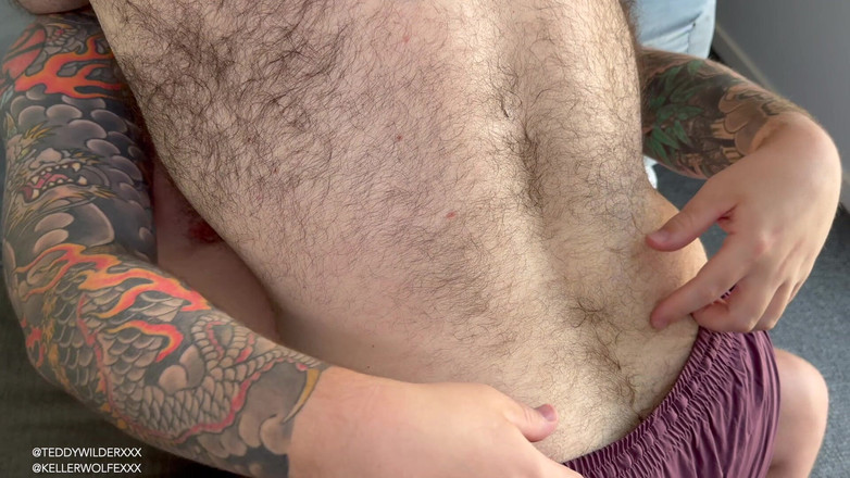 Teddy Wilder: Beefy Chvění bez kondomu Gay Chlupaté šukání