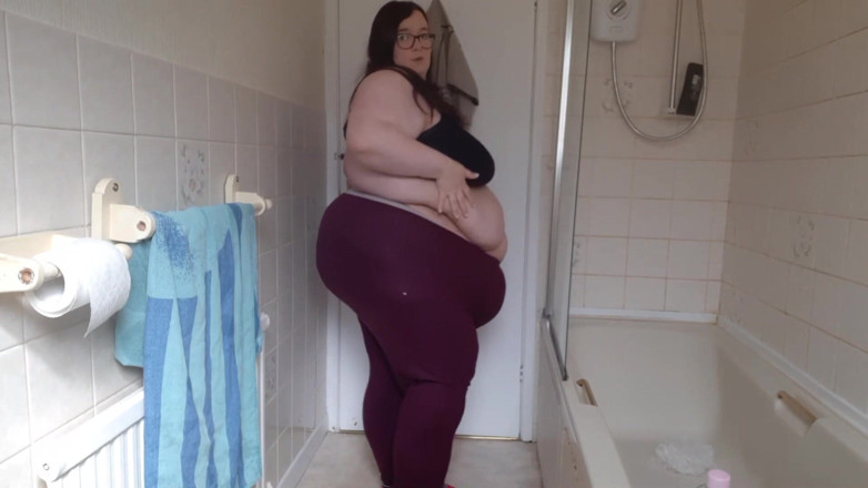 SSBBWLadyBrads: Ssbbw duş striptiz, hadi soyunalım