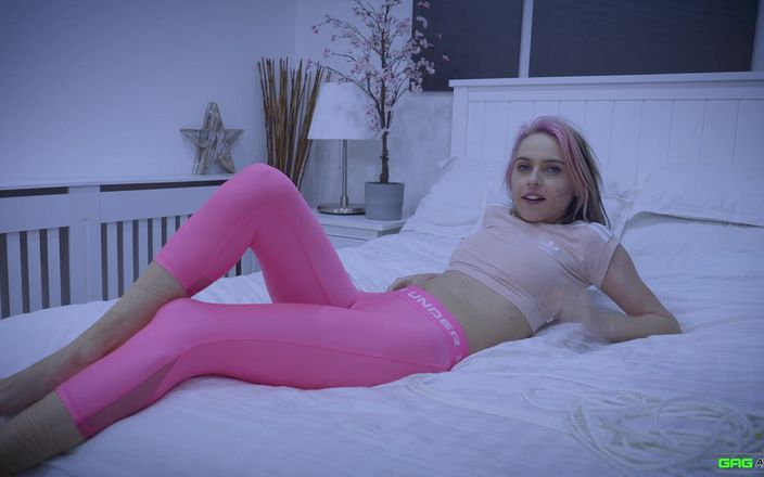 Gag Attack: Chloe Toy - der Bounty hunter bei nacht