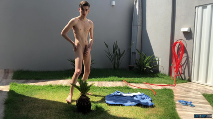 Lust for boys: Henry ile güneşte okşuyor