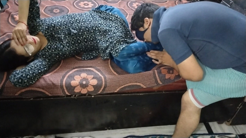 Indian Muslim Couple: Malam Istri Desi ciuman &amp; chemistry yang tampak terlarang