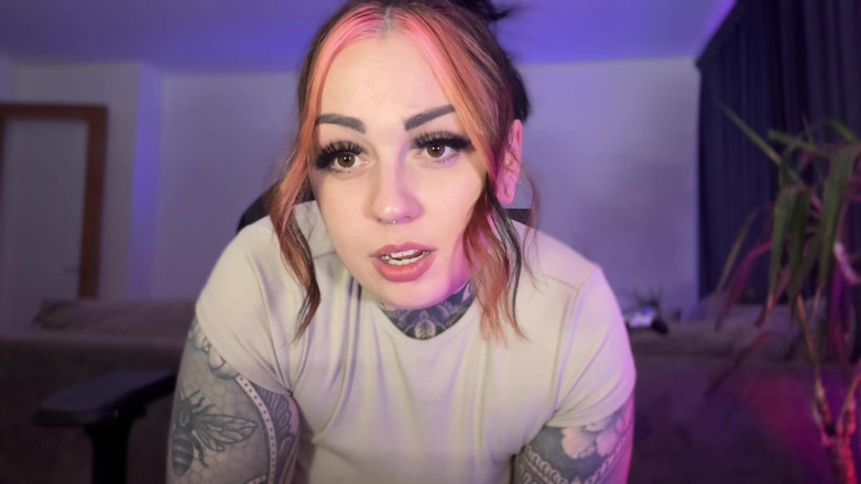 Miss Valentina: 금융 파멸 게임