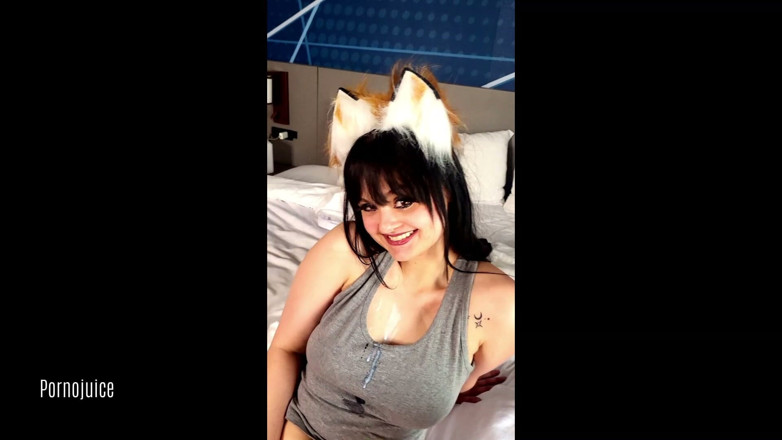 PornoJuiceX: 19 Year Old White Girl Plays with an Elderly Black...