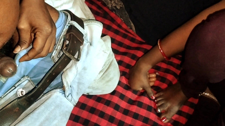 sarita Nagaa: Adik tiri desi memanggil abang tirinya dan mereka telah menjaringkan...