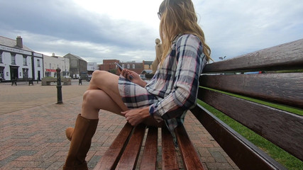 The Midnight Minx: Crossdresser outdoor wanking