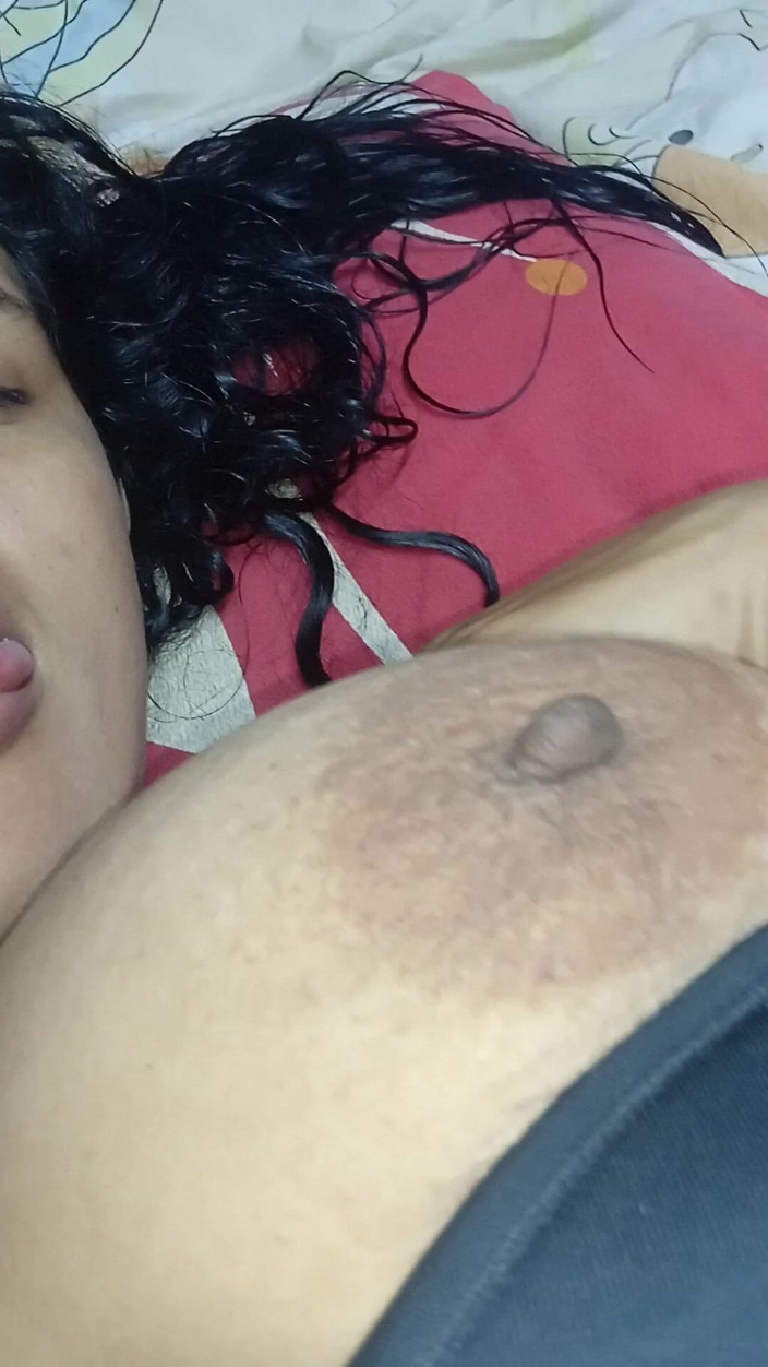 Britanly-Brow: Rica britanly brow latina coño chupando y creampie digitación