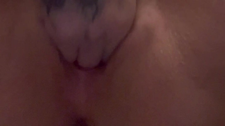 Sinful-Secrets: Vedro za zavřenými dveřmi