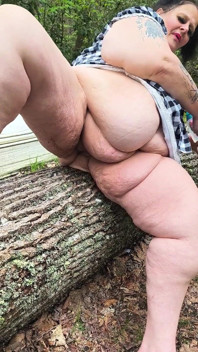 Slutty Girl Bottle Pumps Pussy for Stepdaddy in the Woods Squirting so Good