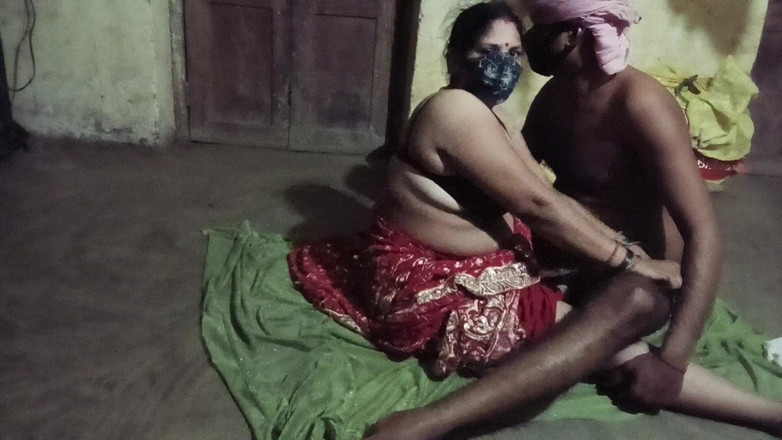 Desi_bhabhi121: Asiatisches paar, romantik-vorspiel