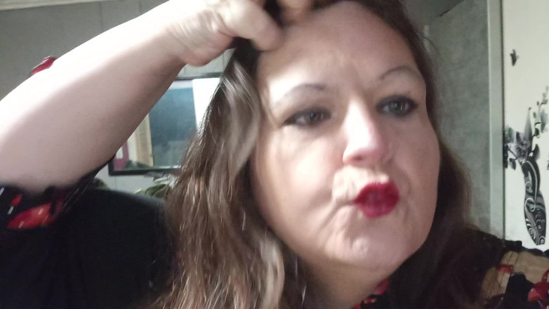tammara big: Selfie nalíčené