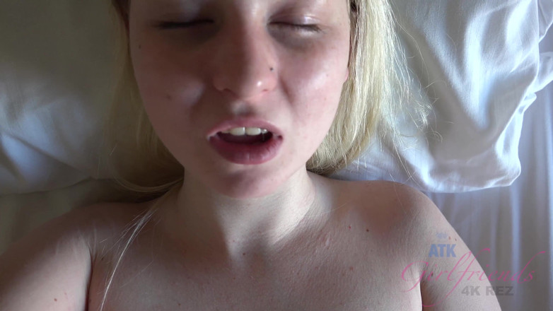ATK Fans (Girlfriends): Virtual vacation Las Vegas with Sophie Sativa 3/3
