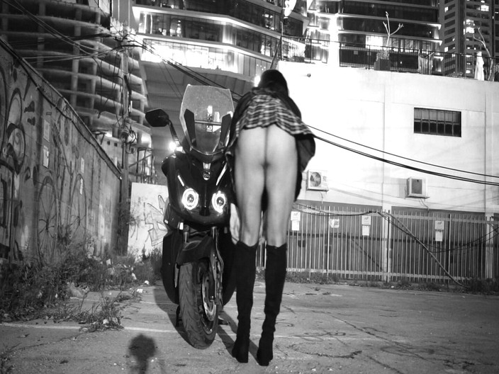 Voyager: Spójrz na tę idealną damę, jak ona chodzi