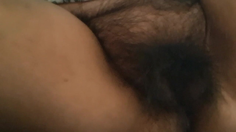 Mommy big hairy pussy: Sotto il vestito, sorpresa