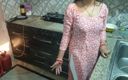 Saara Bhabhi: Hindi sexgeschichte roleplay - indisches mädchen feiert neujahrsfeiern mit ihrem Ehemann...