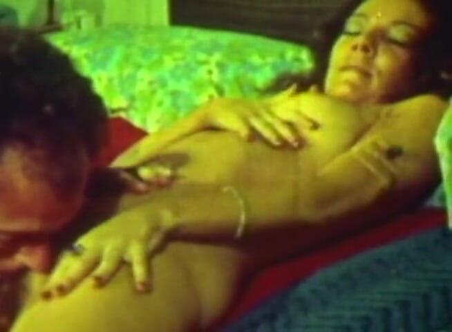Vintage Life: Retro Green-tinted Vintage Classic with Hairy Brunette Orgy