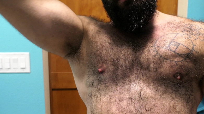 TripleXTransMan: Alpha muskel zeigt