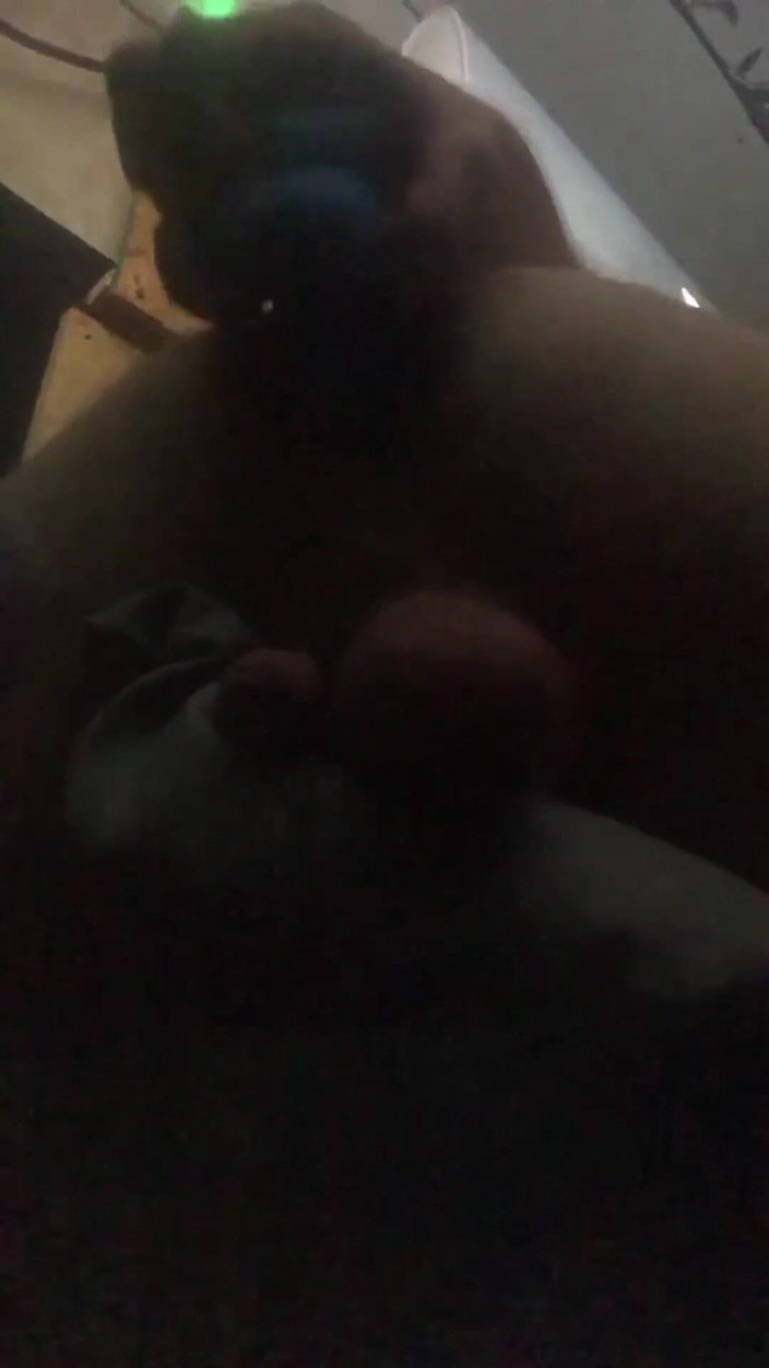 Nordic roots anal solo: и яйца крупным планом