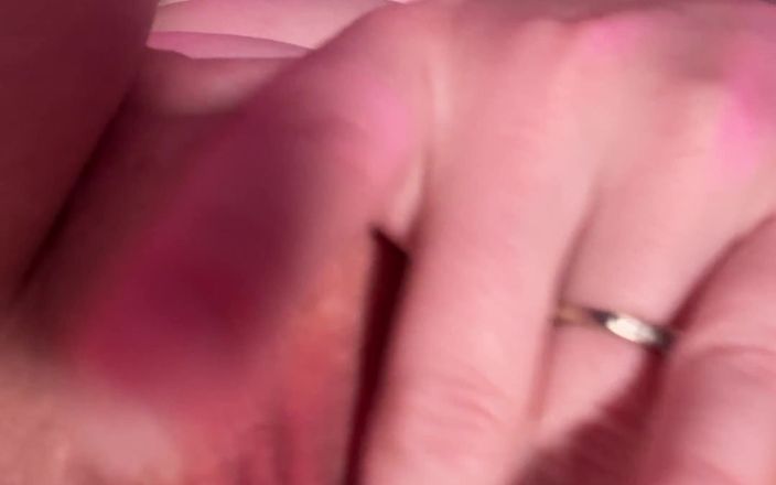 Naughty Mila: My Wet Horny Pussy Close-up