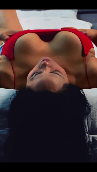 Lisa X Lopez: Meno male per l'estate!