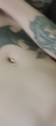 내 손가락에 사정하는 걸 좋아해