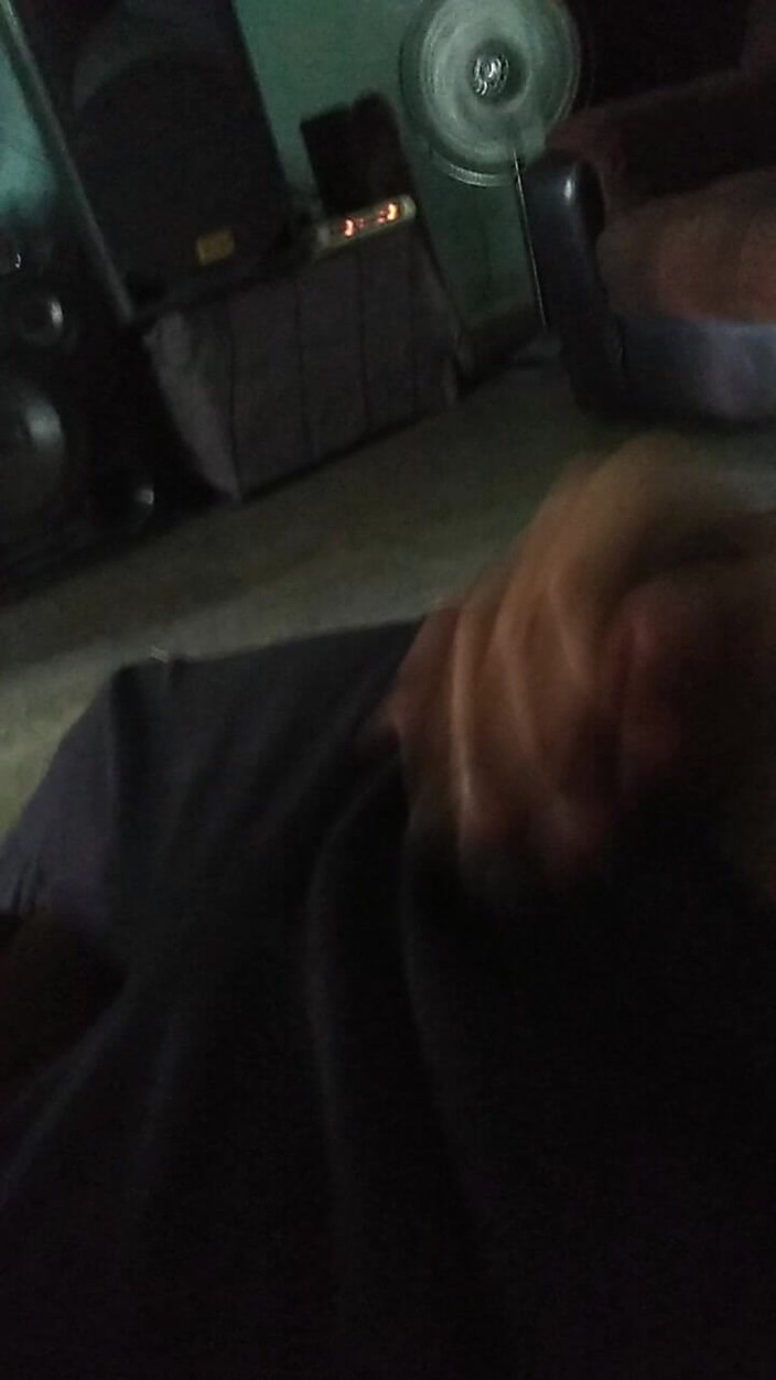AlexAlejandro13: 소파로 오세요 당신은 재미있게 놀 것입니다