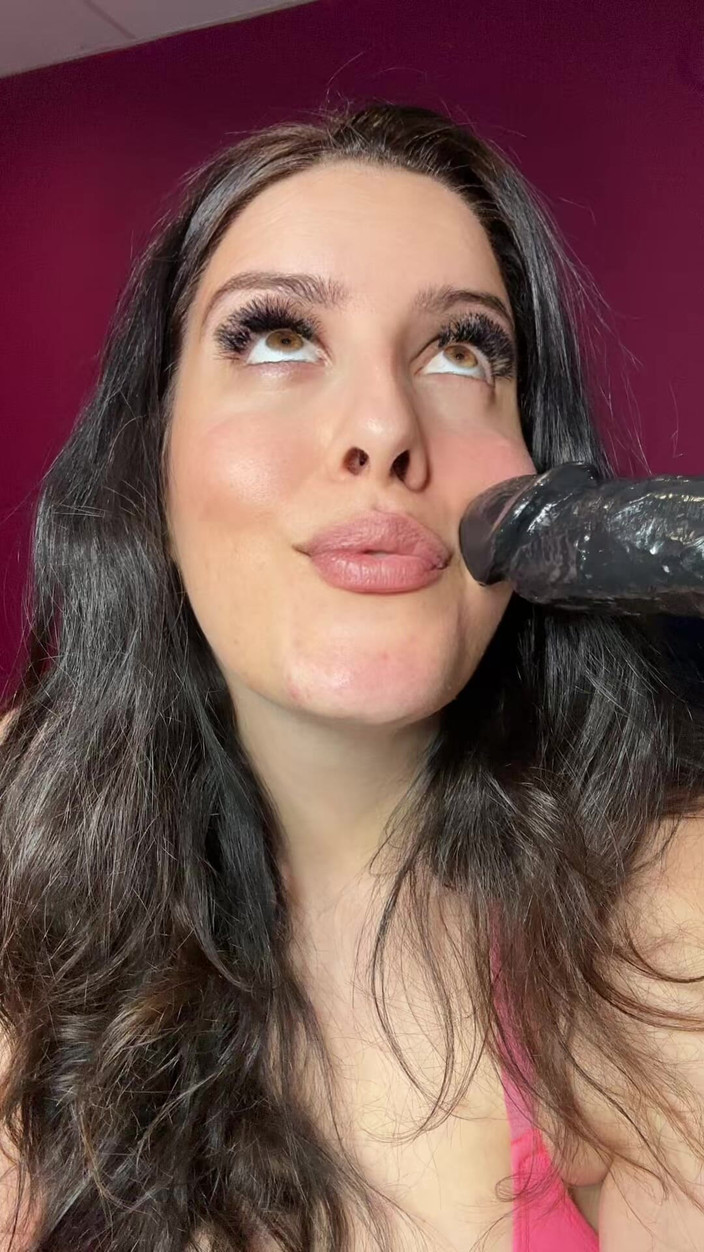 Young_strawberry: Ti tradimento e l'amorevole nero davanti a te
