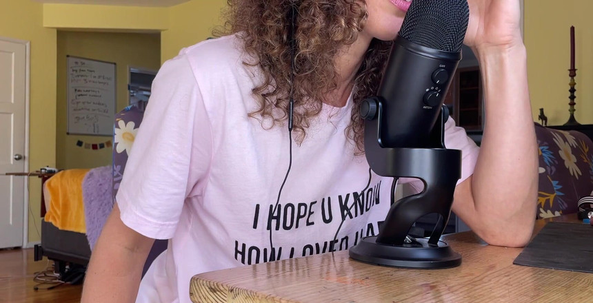 VibeWithMommy: Asmr rollenspel: vrouw vreemdgaande bekentenis. Hier is een live tikje...