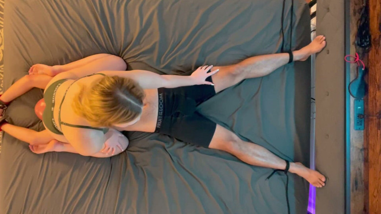 Island Boy Vids: Tyler Lynn Face Sitting Tease