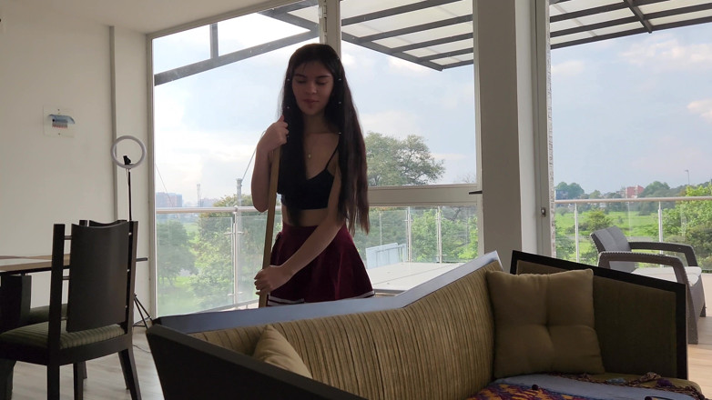 Jopy sex: Service Employee Is Fucked for Money, Sexy Hot Skirt Employee 18...