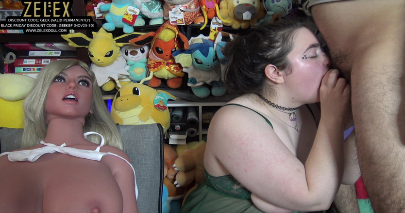 LustfulGeeks: Zelex Doll bertiga