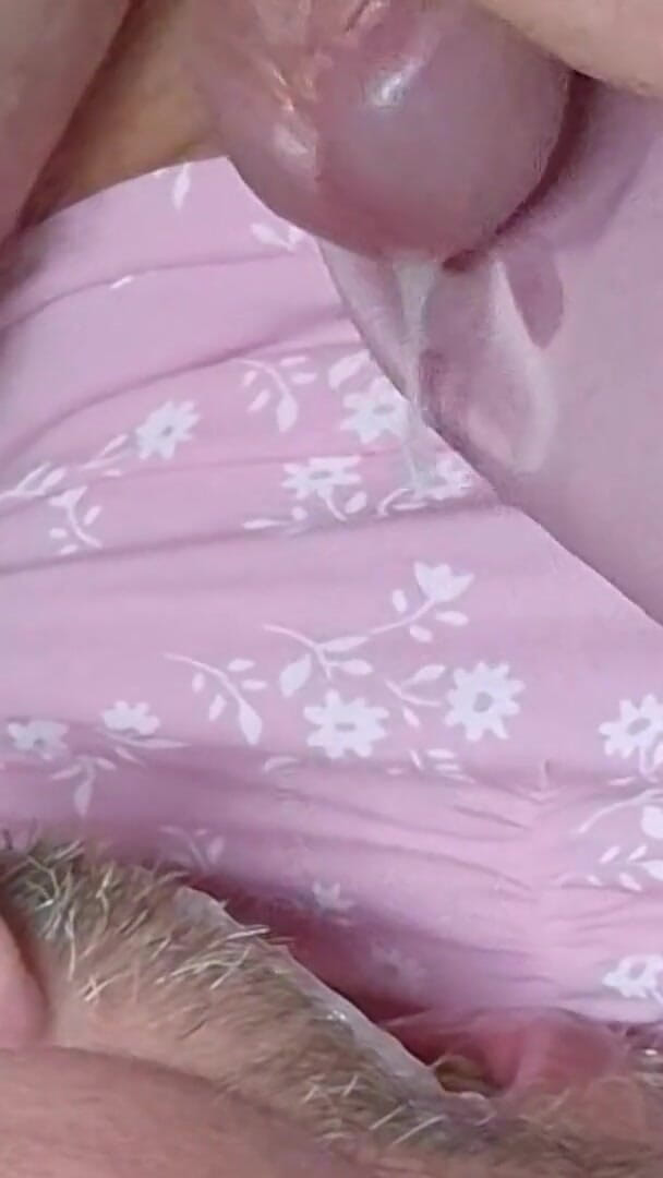 I Love Swallowing My Cum with Hard Dildo in My Ass (Xunami)