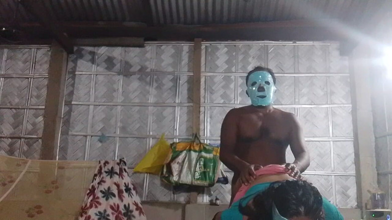 Masuuma Aktaaar: indien Assam jurhate femash, ehefrau und ehemann Heißes sexvideo