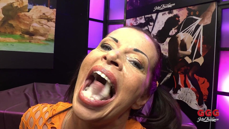 Gang Bang Germany: Ggg John Thompson Sexy Cougar Loving Bukkake Gangbang and Cum...