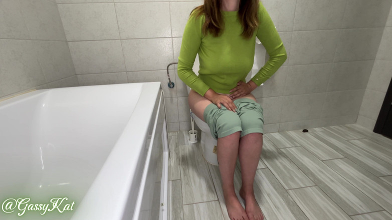 GassyKat: The Daily Toilet Episode 30