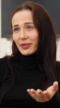 Nicole Love, Brune Tchèque, Interview
