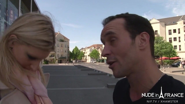 Nude in France: 見事なフランスの金髪吸い屋外前にsodomizedとfacializedによって彼女のボーイフレンド