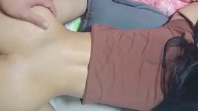 Noah: Soția sexy îl surprinde pe soțul trădat