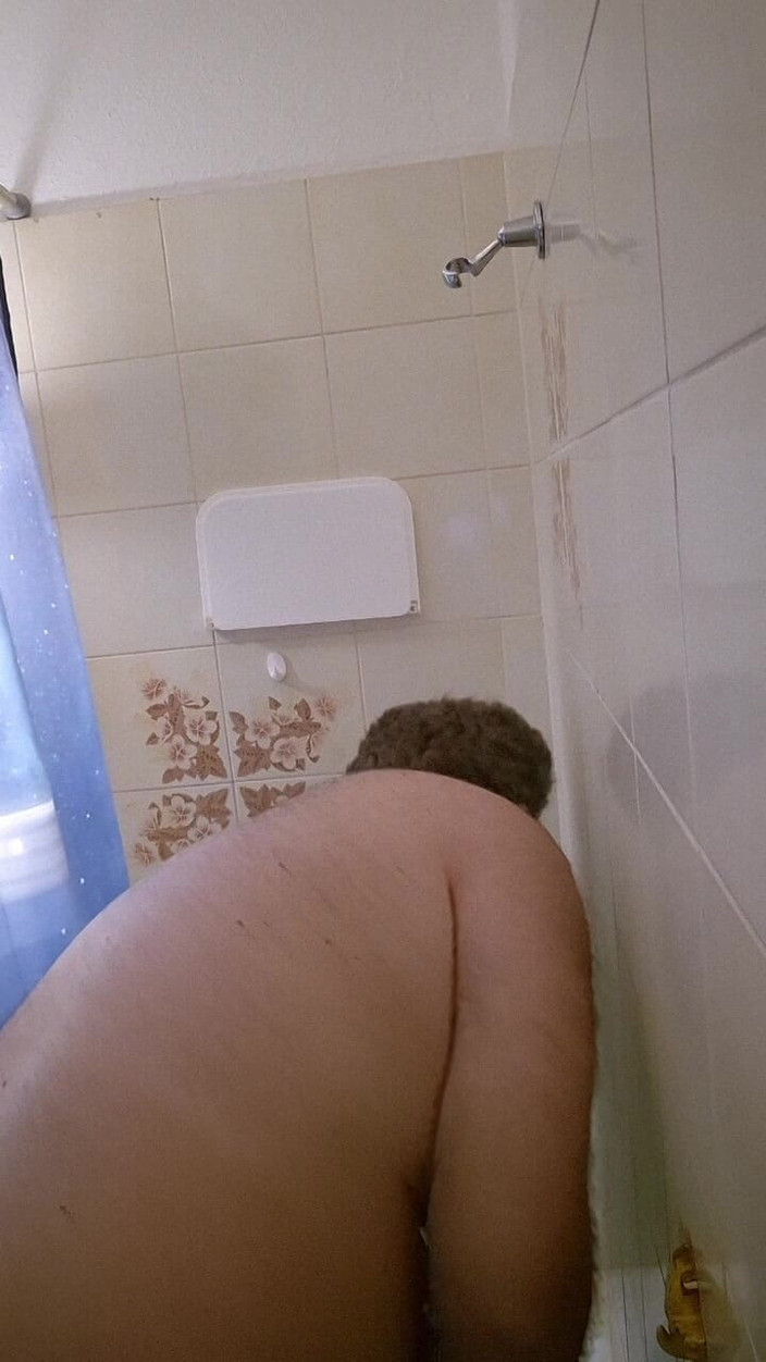 ChubbyDaddyBearLuka: 微胖爸爸熊洗澡