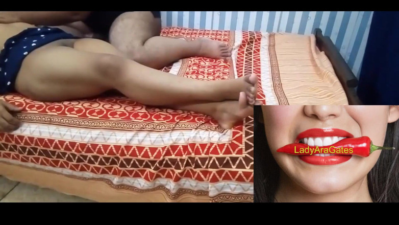 Hotty Jiya Sharmaa: Những người yêu thích Ấn Độ