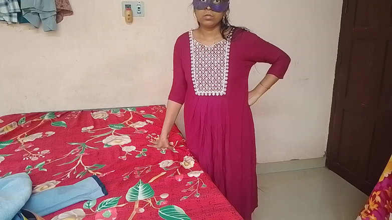 Skydreem1104: Une femme au foyer du Kerala appelle son copain quand...