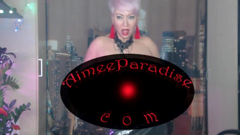 AimeeParadise: Yes, stepson, your stepmom will happily spread her legs in...