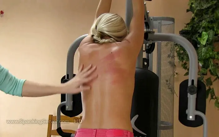 Spanking Server: Jessie's bare back whipping