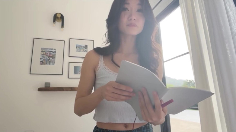 Petite creampie Asian Cumdump sluts: Маленькая японская сводная сестра помогает сводным брату проверить на экзамены табу, ролевая игра, кримпай и секретный трах во время учебы!