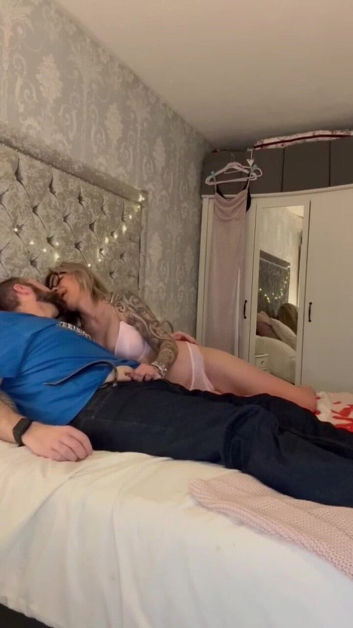 JessieRaexx: Leidenschaftlicher Valentinstag-sex