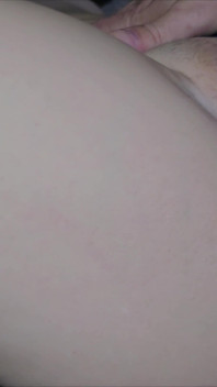极度紧致的处女继妹屁股太小了 - 请继兄以第一人称视角强迫它