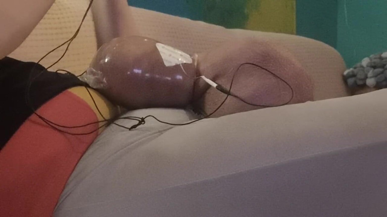 Monster_Meat_: Elektro oyuncaklar beni boşalttı